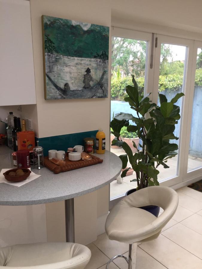Sandra & Andrew'S B&B London Bagian luar foto